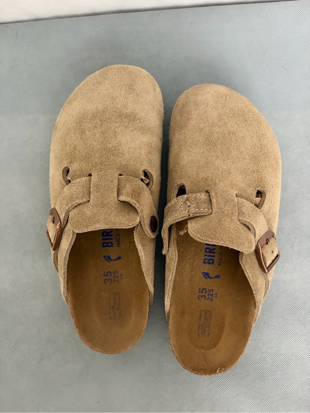 Birkenstock Boston Soft Footbed Taupe Suede Unisex Kids EU 35 3.5Y 4Y (B286)